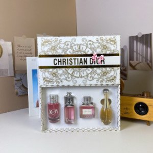 Advent Calendar for Perfumes-4 bottles